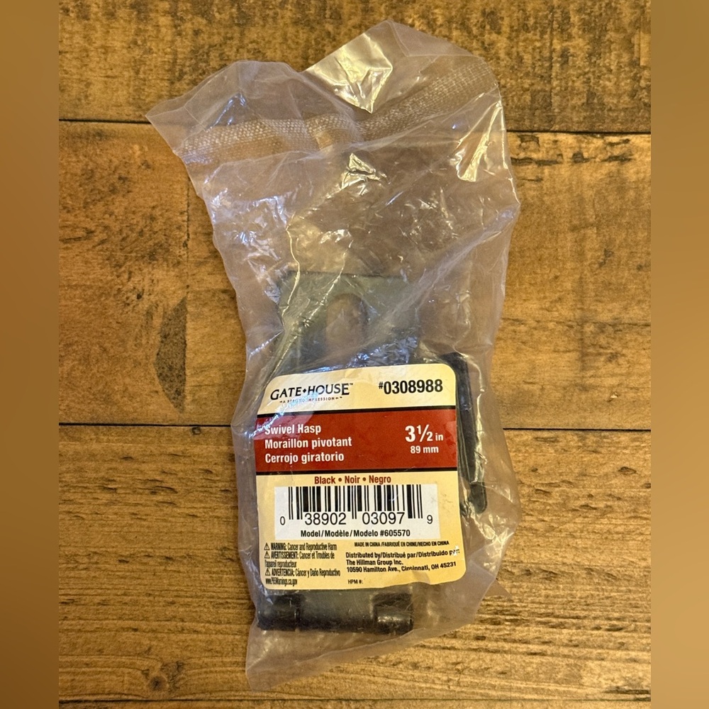 Gatehouse 3½" Swivel Hasp in Black